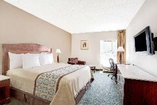Days Inn By Wyndham Newport News City Center Oyster Point Camera foto
